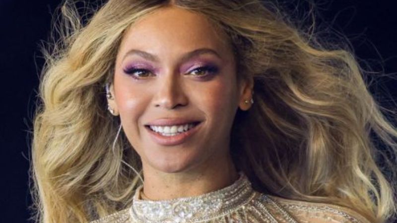 Beyonce Veneers Turkey