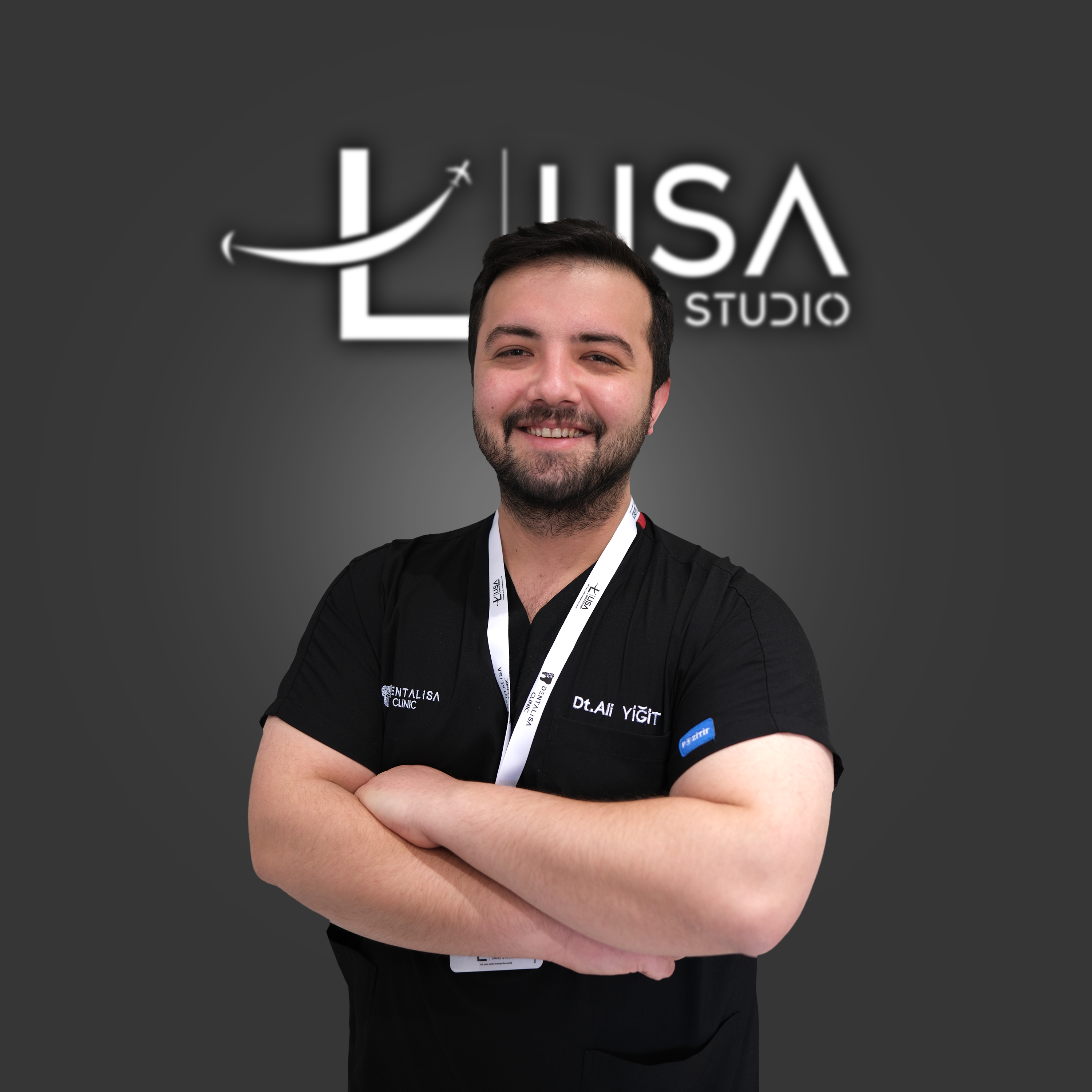 Lisa Smile Studio dentist