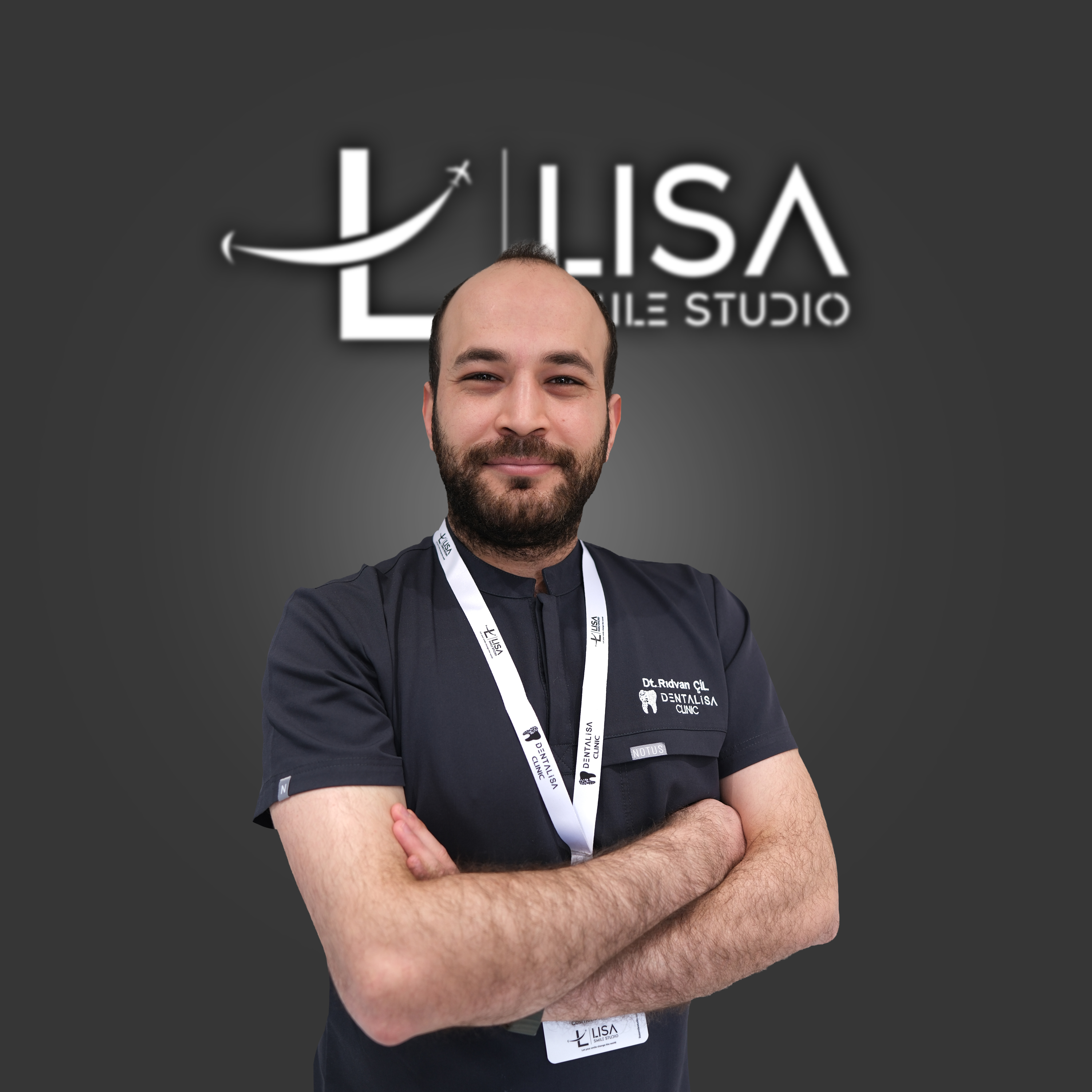 Lisa Smile Studio dentist